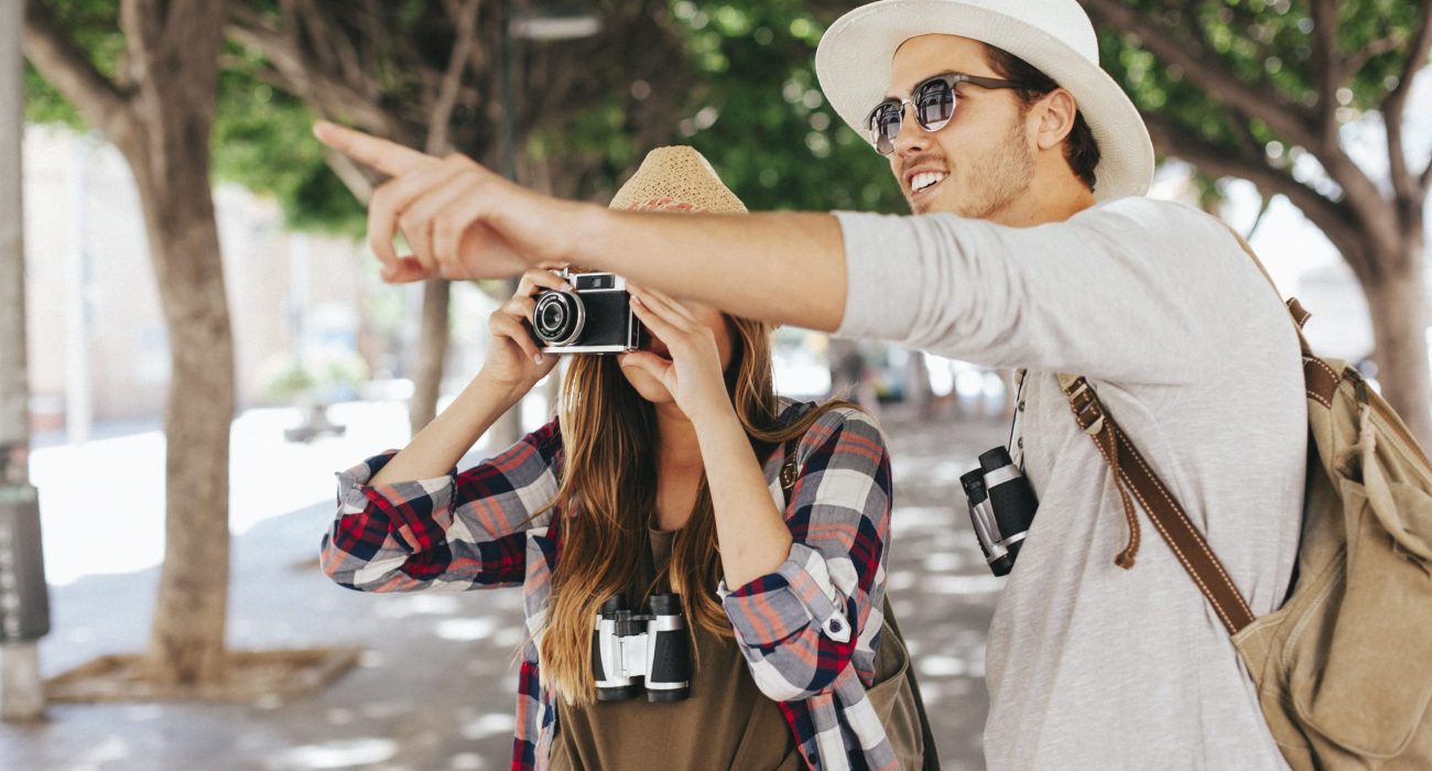 tourist couple who needs to extend tourist visa