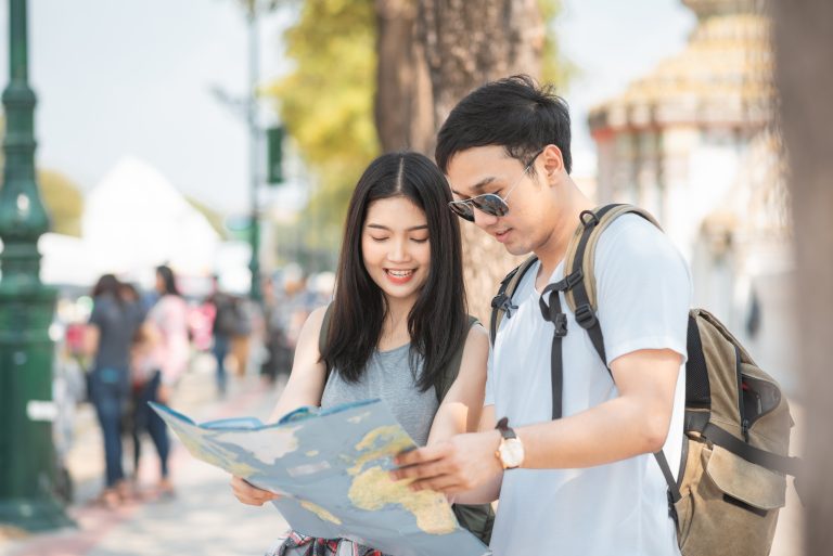 tourist couple needs social cultural visa for explore Indonesia