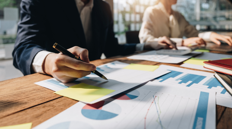 Effective Strategies for Managing Global Supply Chains for E-Commerce Businesses